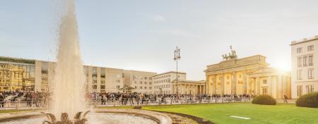 fountain at Brandenburg Gate Berlin