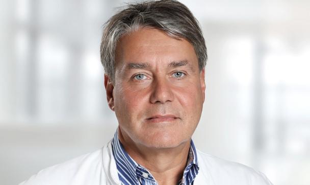 Prof. dr hab. n. med. Bertram Glaß