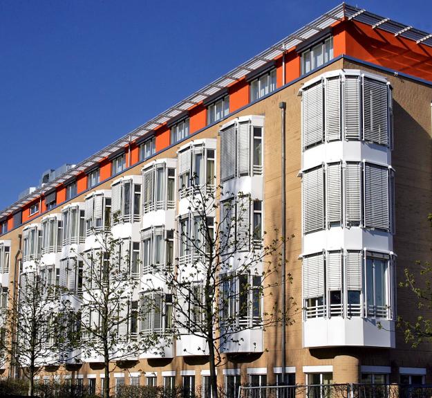 HELIOS Klinikum Emil von Behring, Front