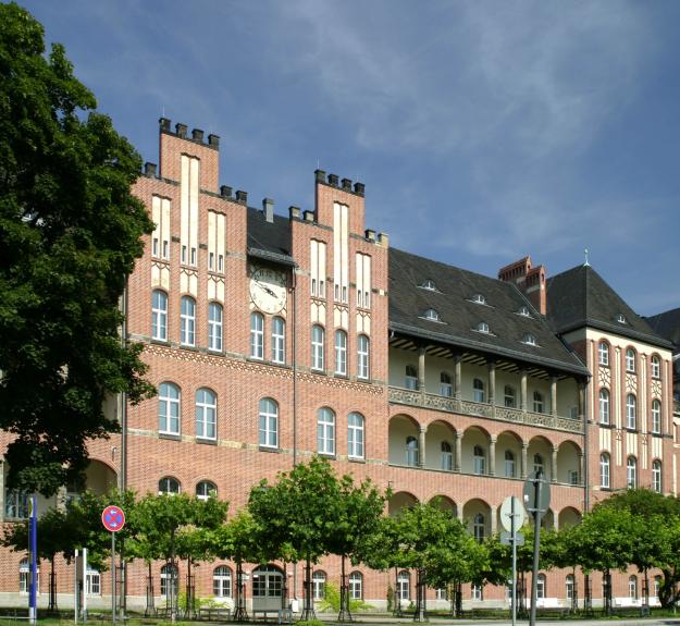 Charité – Universitätsmedizin Berlin Шарите в Берлине