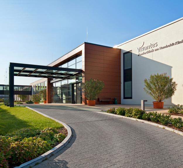 Eingang zum Vivantes Humboldt-Klinikum in Berlin