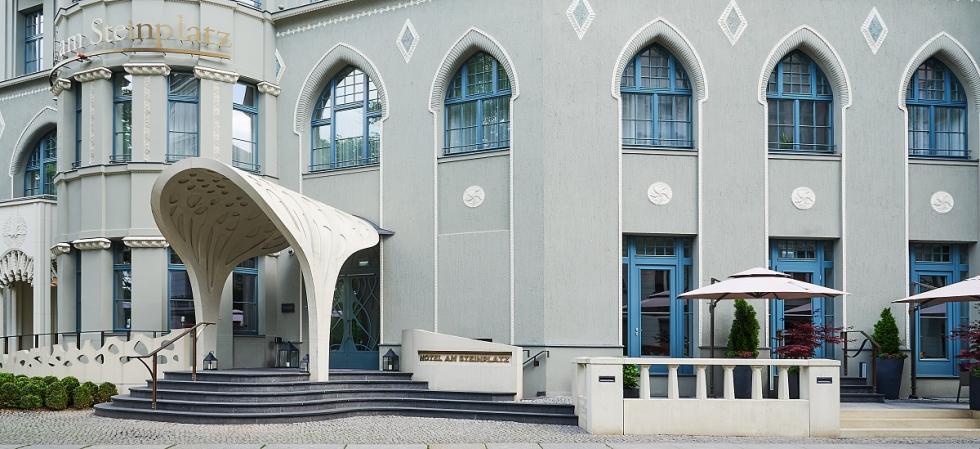 Hotel am Steinplatz entrance