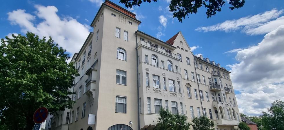 Klinik Schöneberg, outside view