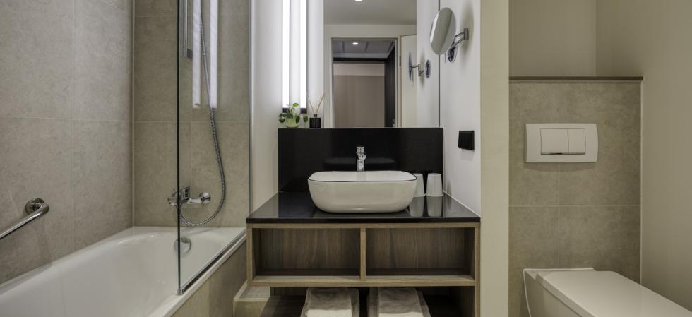 pokój kąpielowy w Citadines Berlin