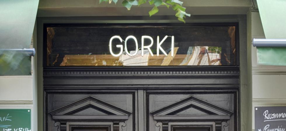 Eingang Gorki Apartments