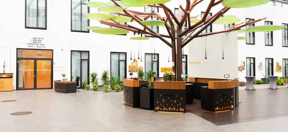Frontoffice at the MOA
