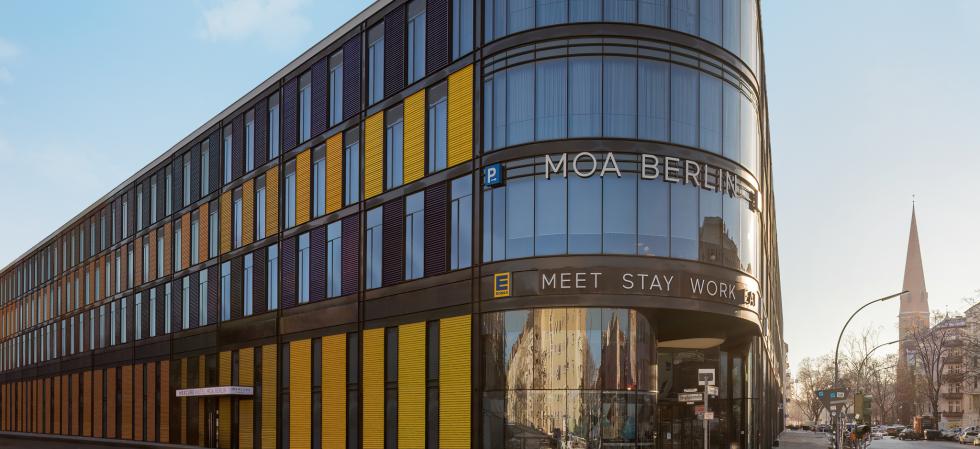 Hotel MOA Berlin from outside