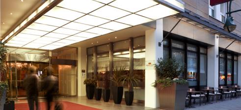 hotel entrance crowne plaza city centre berlin 柏林市中心皇冠假日酒店