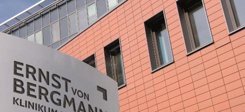 Klinikum Ernst von Bergmann, outside view