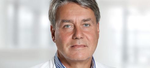 Prof. Dr. med. Bertram Glaß