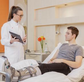 Wizyta lekarska w klinice Vivantes Humboldt-Klinikum w Berlinie