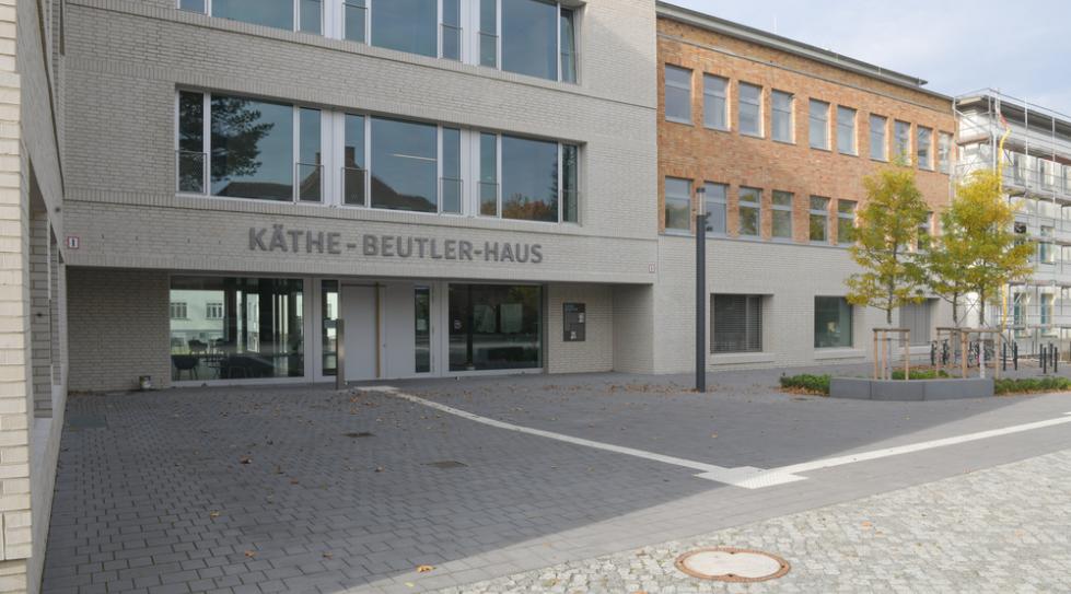 View of the Käthe-Beutler house at Charité Campus Berlin Buch